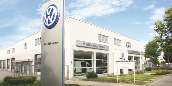 Volkswagen Nutzfahrzeuge Partner Karl-Schmid-Str 12
               81829 München Außenansicht