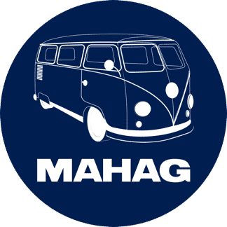 MAHAG camping zubehör online shop logo, bulli in weiss mit blauem hintergrund