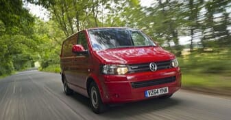 Bild von Roten VW T5
