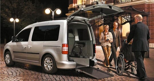 Caddy mit Laderampe