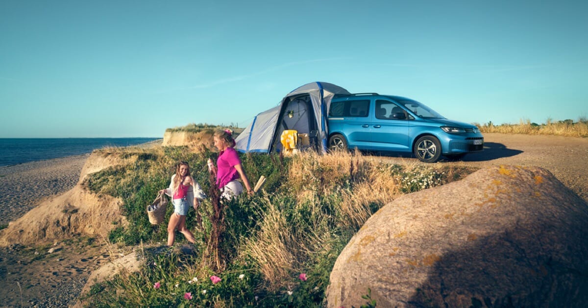 Neuer Caddy California mit ausziehbarer Miniküche