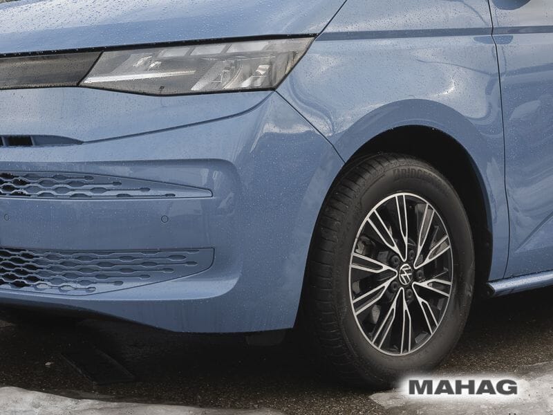 Fahrzeugabbildung Volkswagen T7 Multivan Basis 1.5 TSI DSG