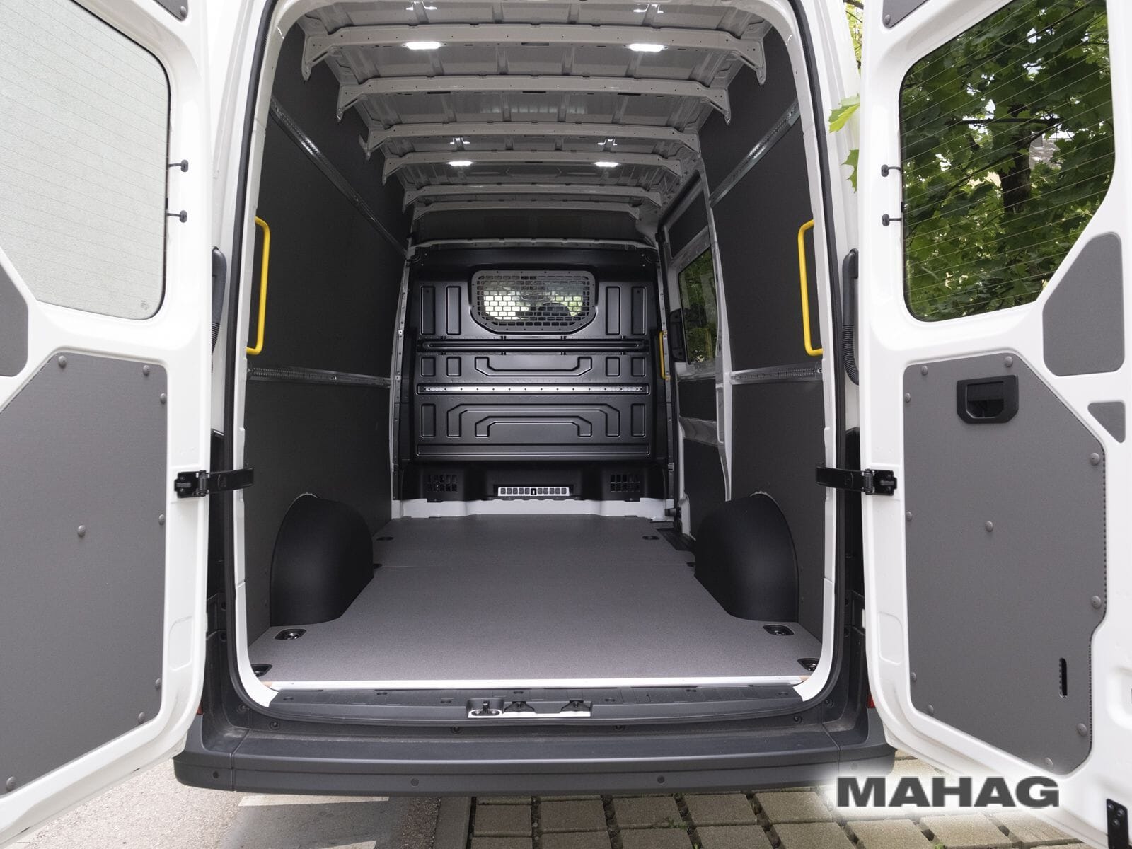 Fahrzeugabbildung Volkswagen Crafter Kasten 2,0l 103kW 6-Gang Radst. 3640 mm