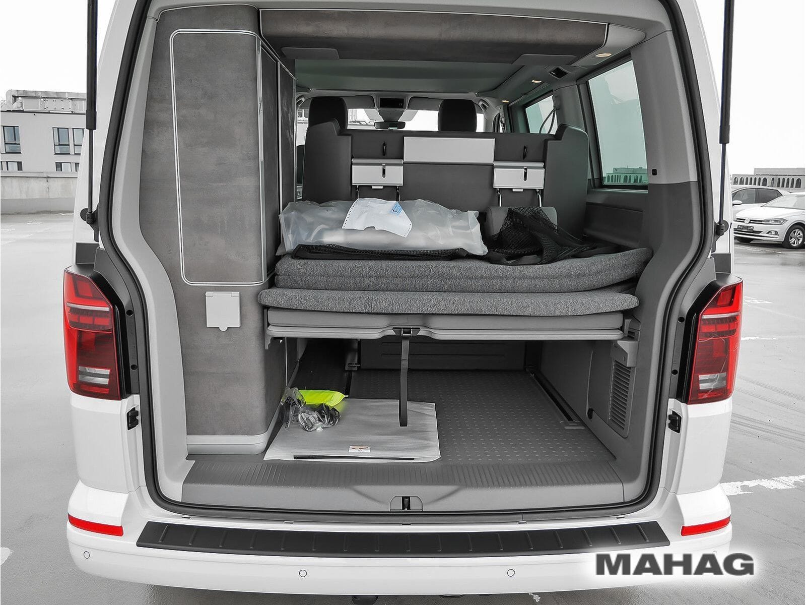 Fahrzeugabbildung Volkswagen T6.1 California Ocean Edition 2,0 l 110kW DSG