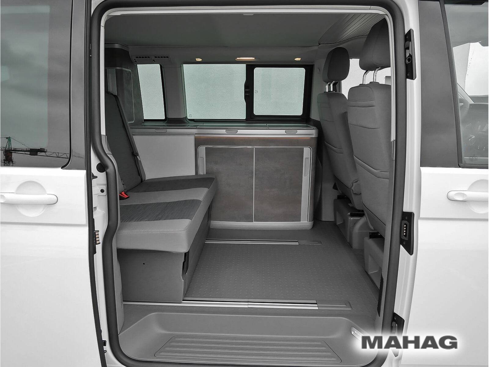 Fahrzeugabbildung Volkswagen T6.1 California Ocean Edition 2,0 l 110kW DSG