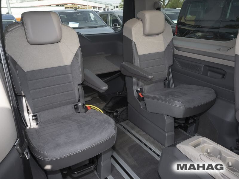 Fahrzeugabbildung Volkswagen T7 Multivan LÜ Style 1.4 TSI Hybrid