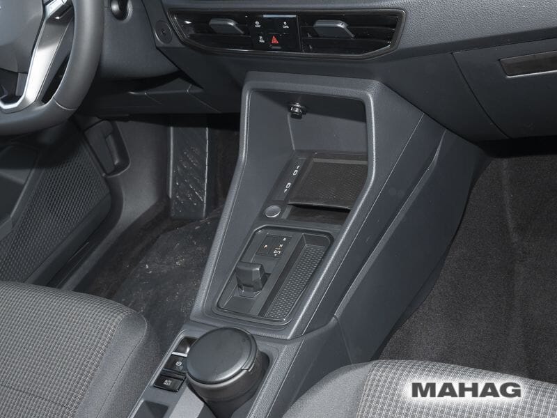 Fahrzeugabbildung Volkswagen Caddy California Maxi 2,0 l 90 kW TDI 7-Gang-DSG