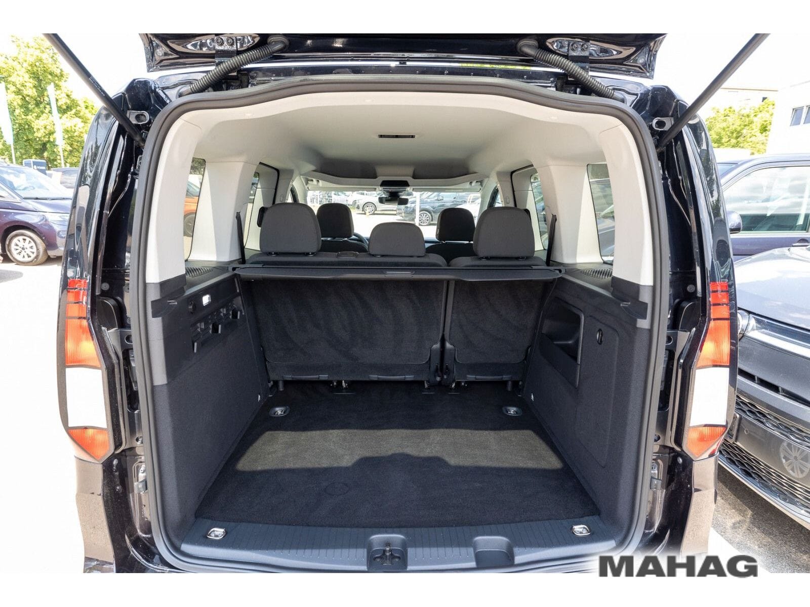 Fahrzeugabbildung Volkswagen Caddy 2.0 TDI