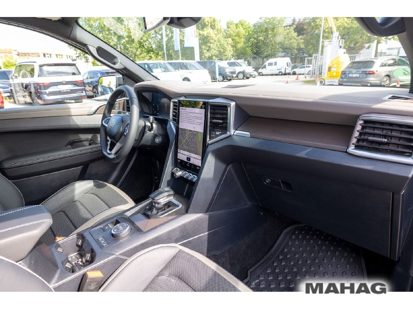 Fahrzeugabbildung Volkswagen Amarok DoubleCab Style 3.0 TDI 4Motion