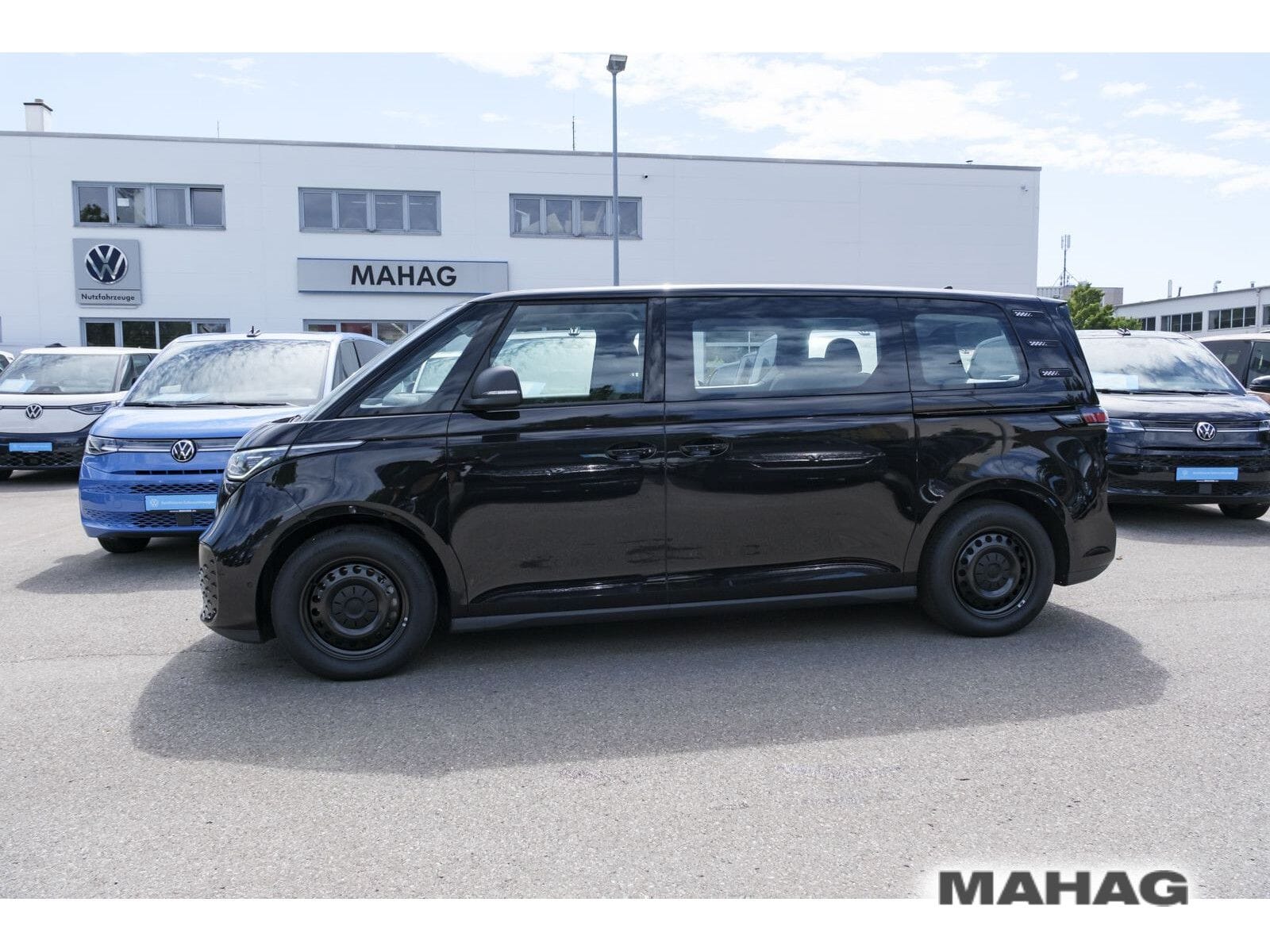 Fahrzeugabbildung Volkswagen ID.Buzz Pro LWB