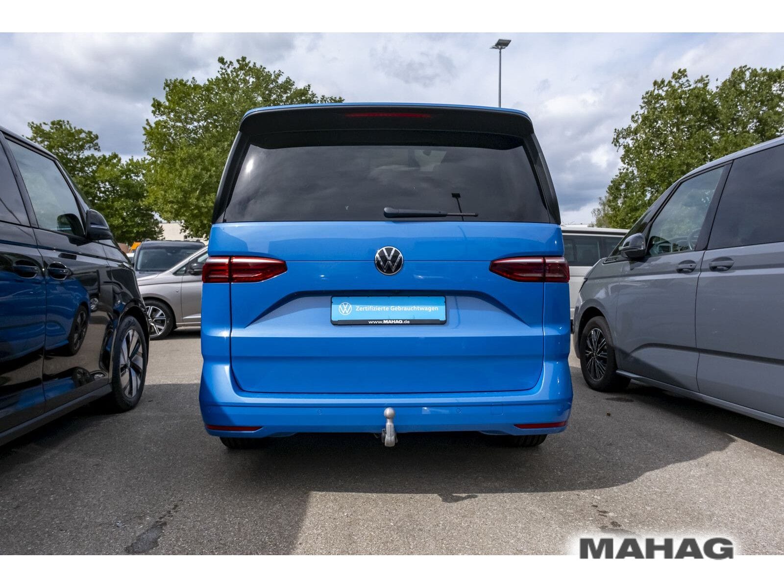 Fahrzeugabbildung Volkswagen T7 Multivan Langversion Life