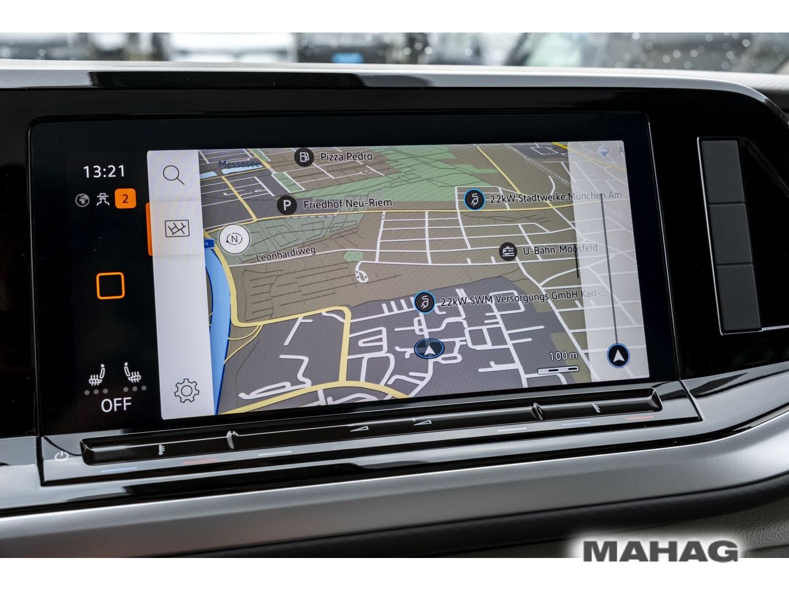 Fahrzeugabbildung Volkswagen T7 Multivan Life LÜ110 TDI