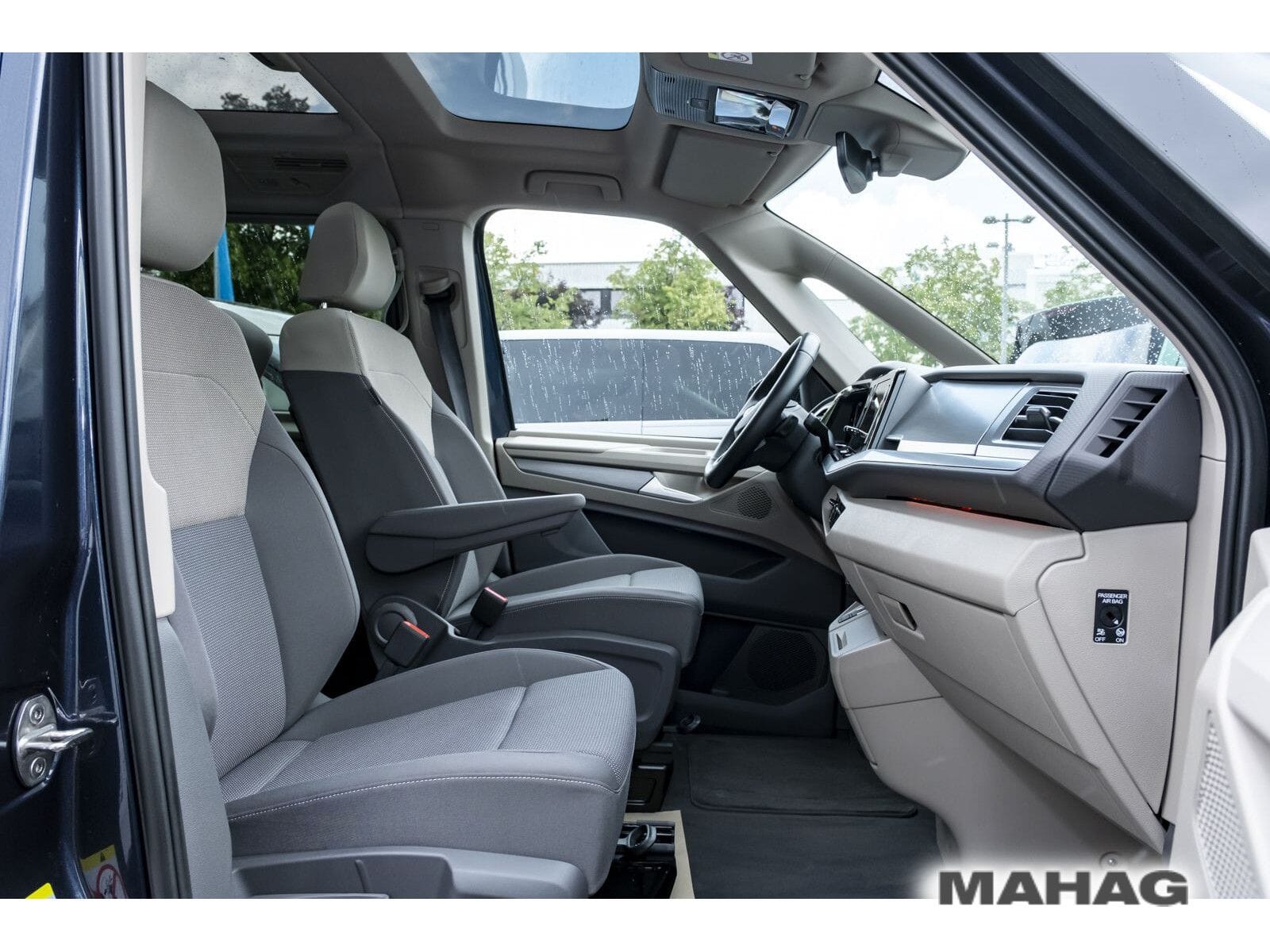 Fahrzeugabbildung Volkswagen T7 Multivan Life LÜ110 TDI