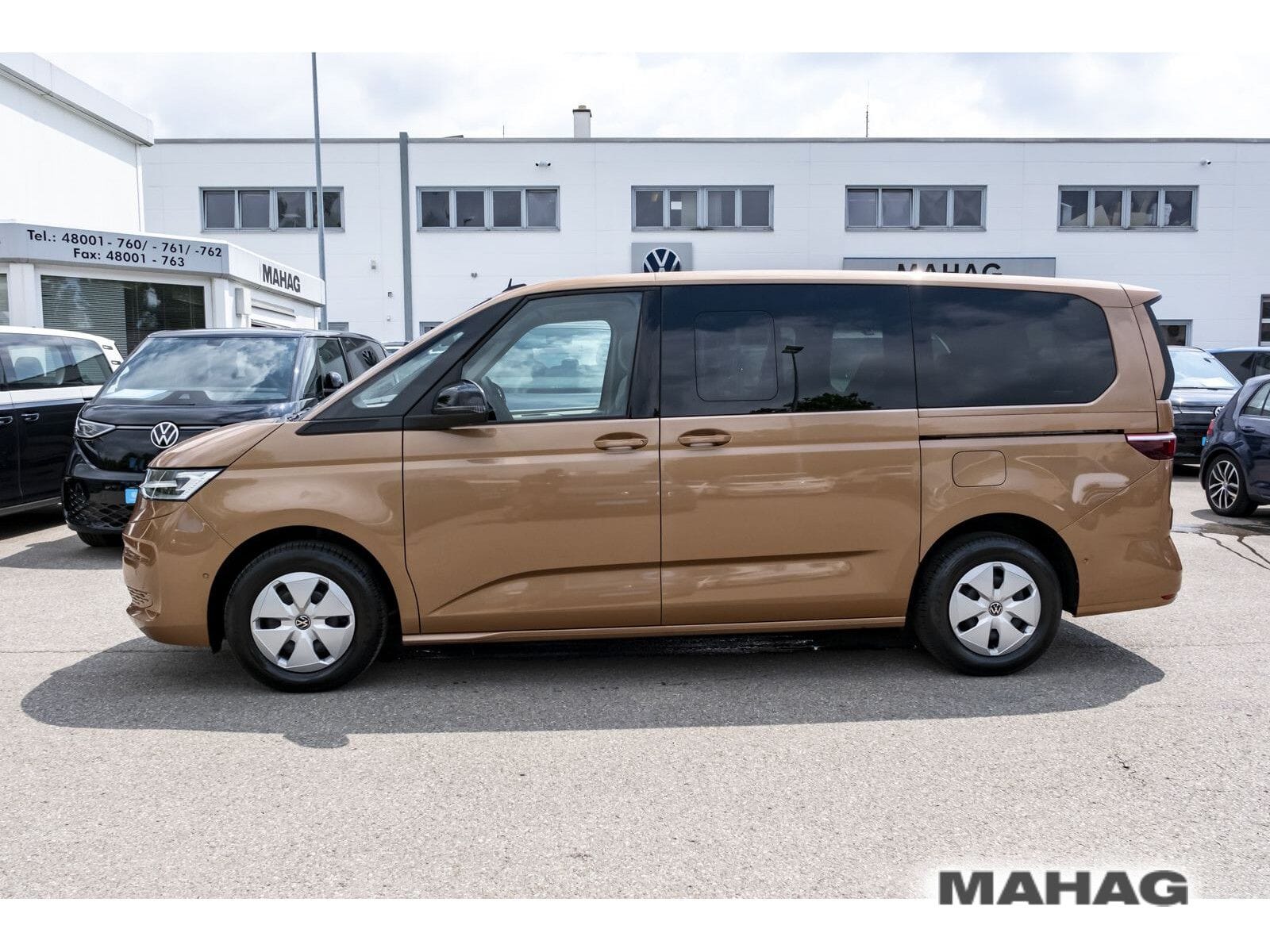 Fahrzeugabbildung Volkswagen T7 Multivan Basis LÜ 110TDI
