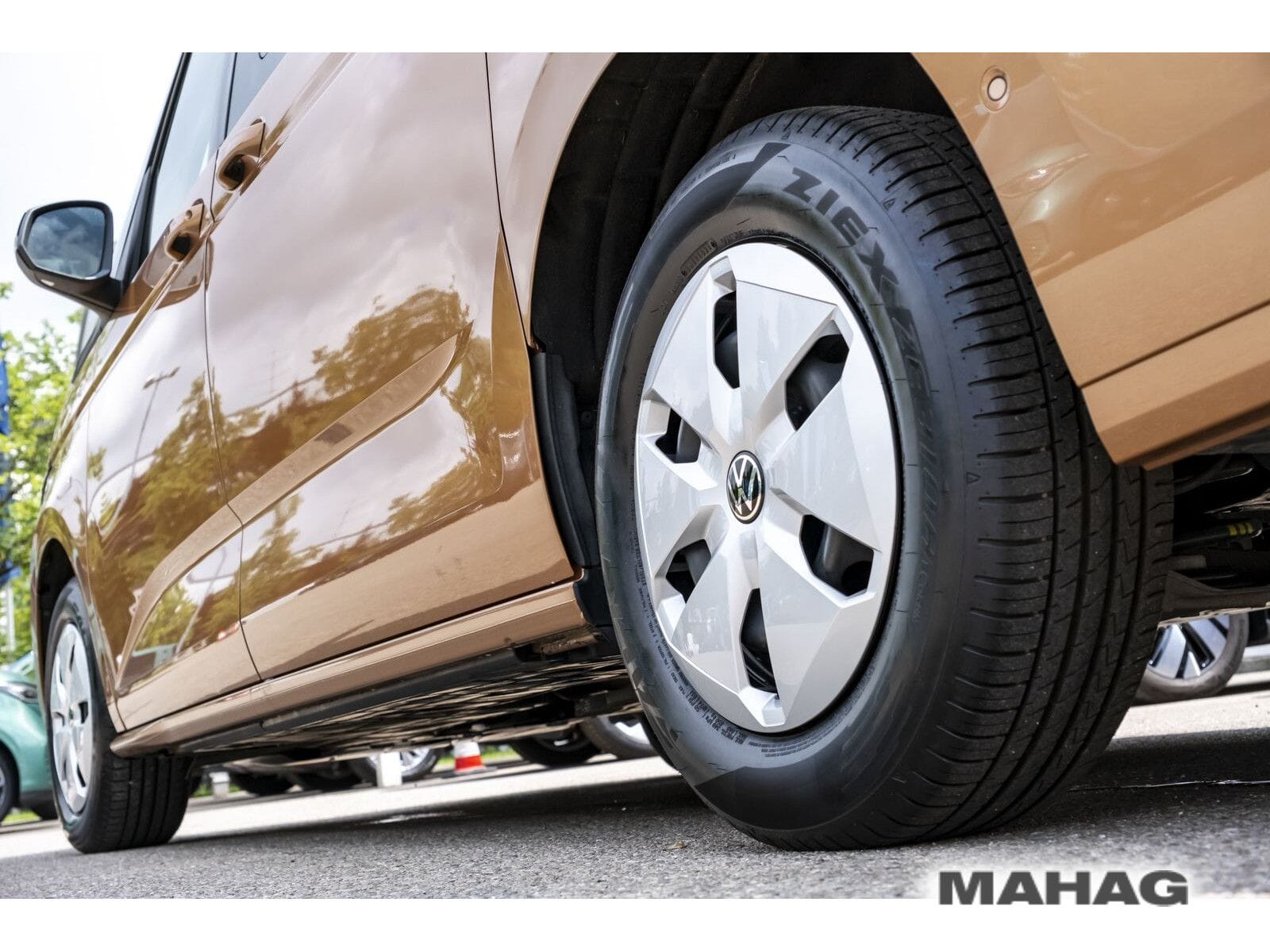 Fahrzeugabbildung Volkswagen T7 Multivan Basis LÜ 110TDI