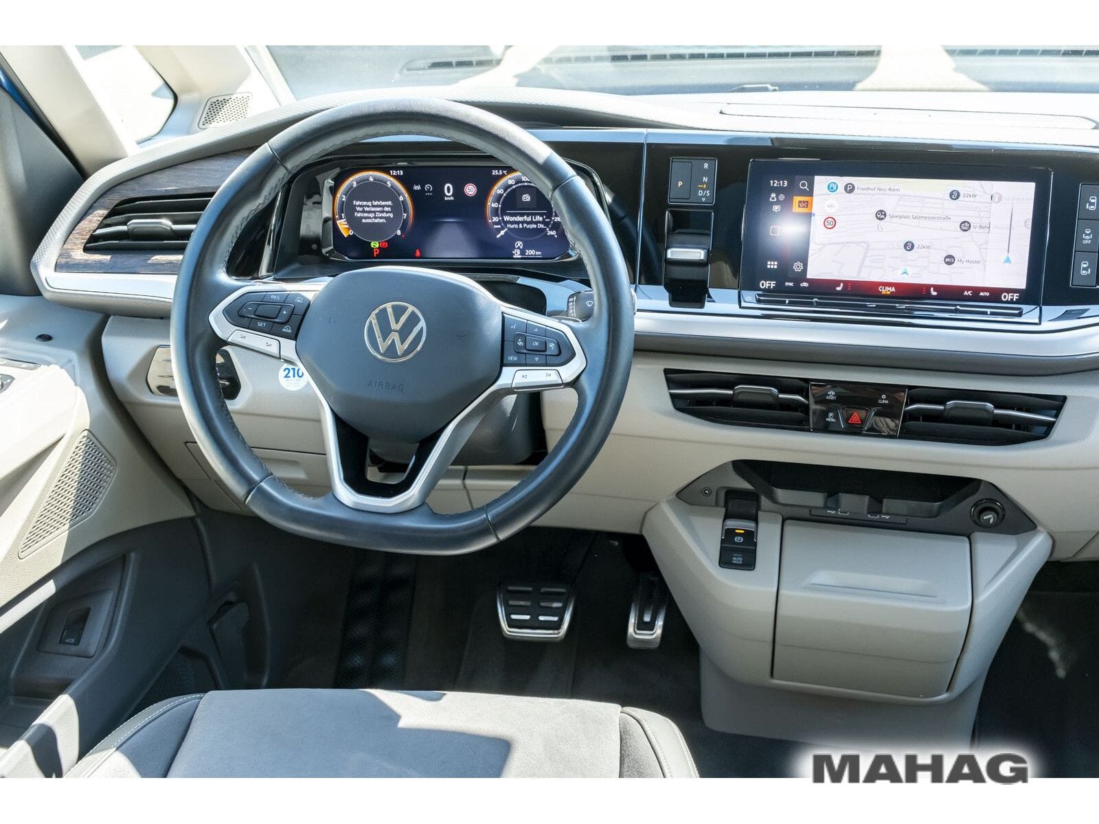 Fahrzeugabbildung Volkswagen Multivan Style T7