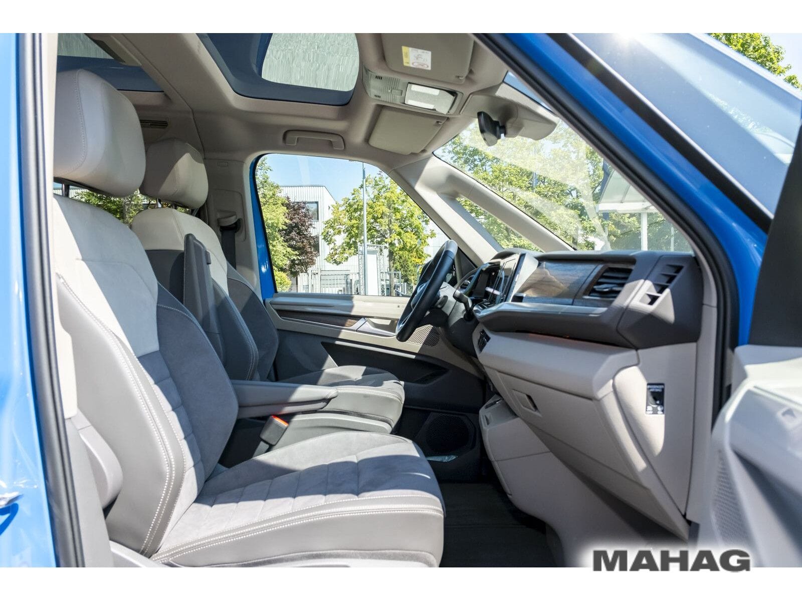 Fahrzeugabbildung Volkswagen Multivan Style T7