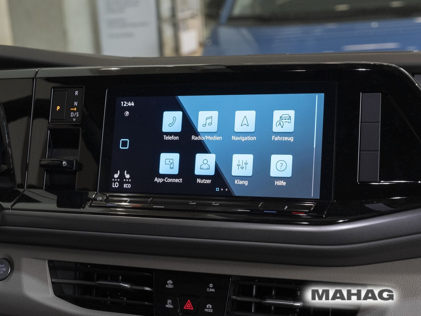 Fahrzeugabbildung Volkswagen Multivan Life 1,4l 110kW eHybrid DSG langer Über