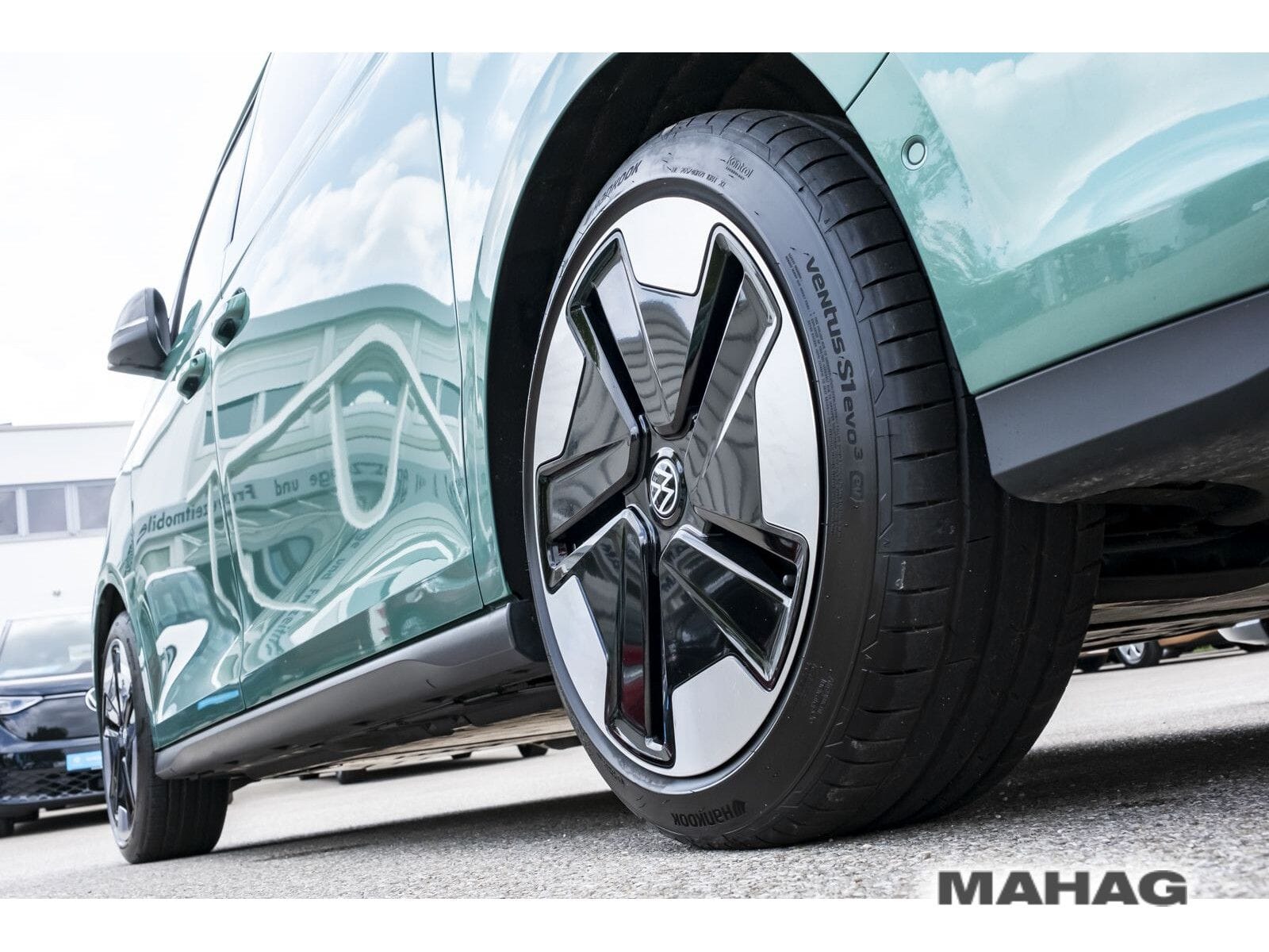 Fahrzeugabbildung Volkswagen ID.Buzz Pro LR