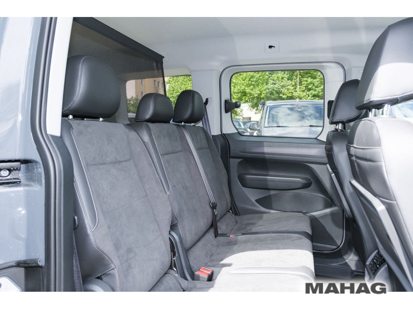Fahrzeugabbildung Volkswagen Caddy Life "Edition" 1.5 eHybrid DSG