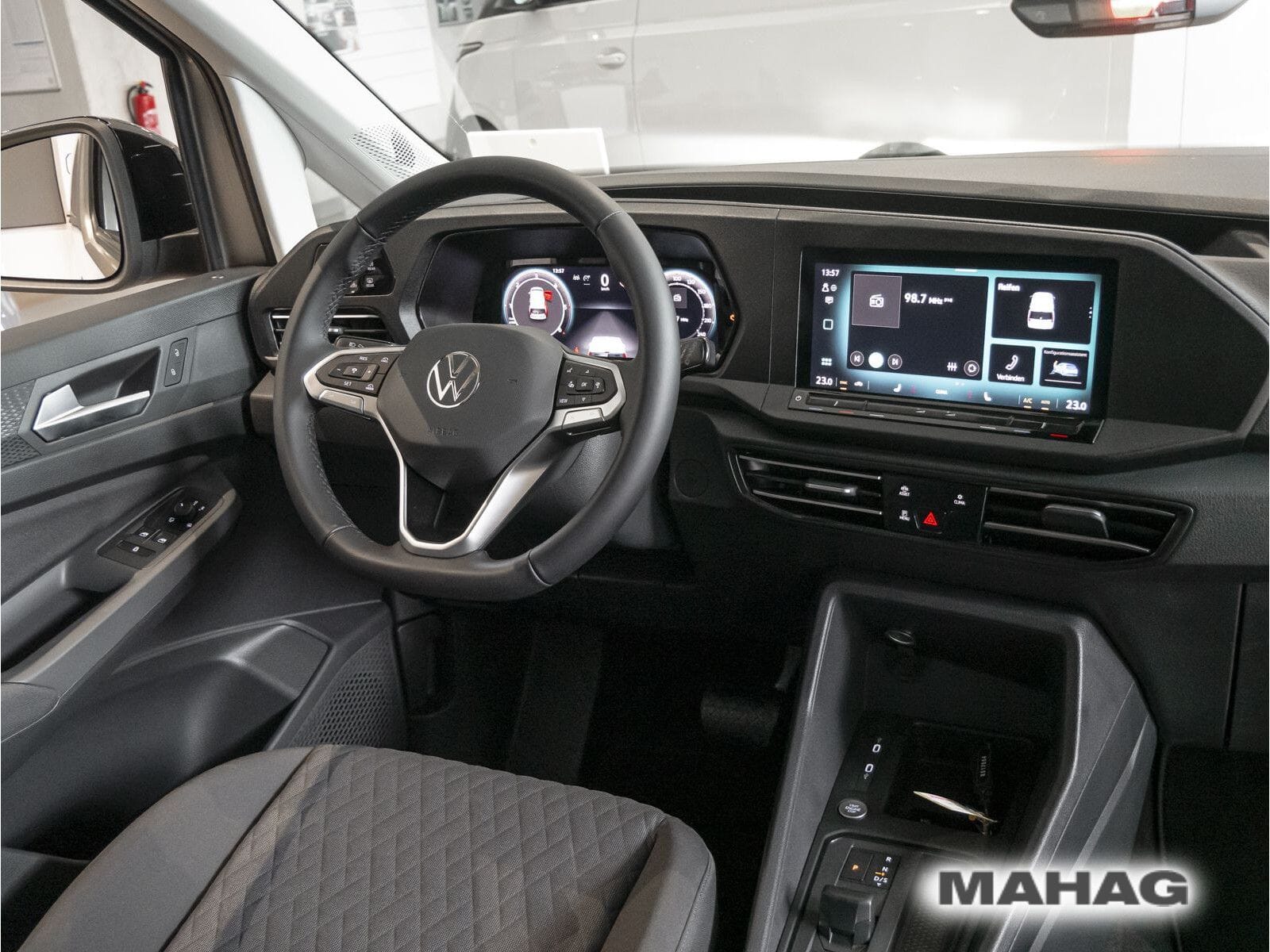 Fahrzeugabbildung Volkswagen Caddy Maxi Life 7-Sitzer 2,0l TDI 90kW 7Gang-DSG