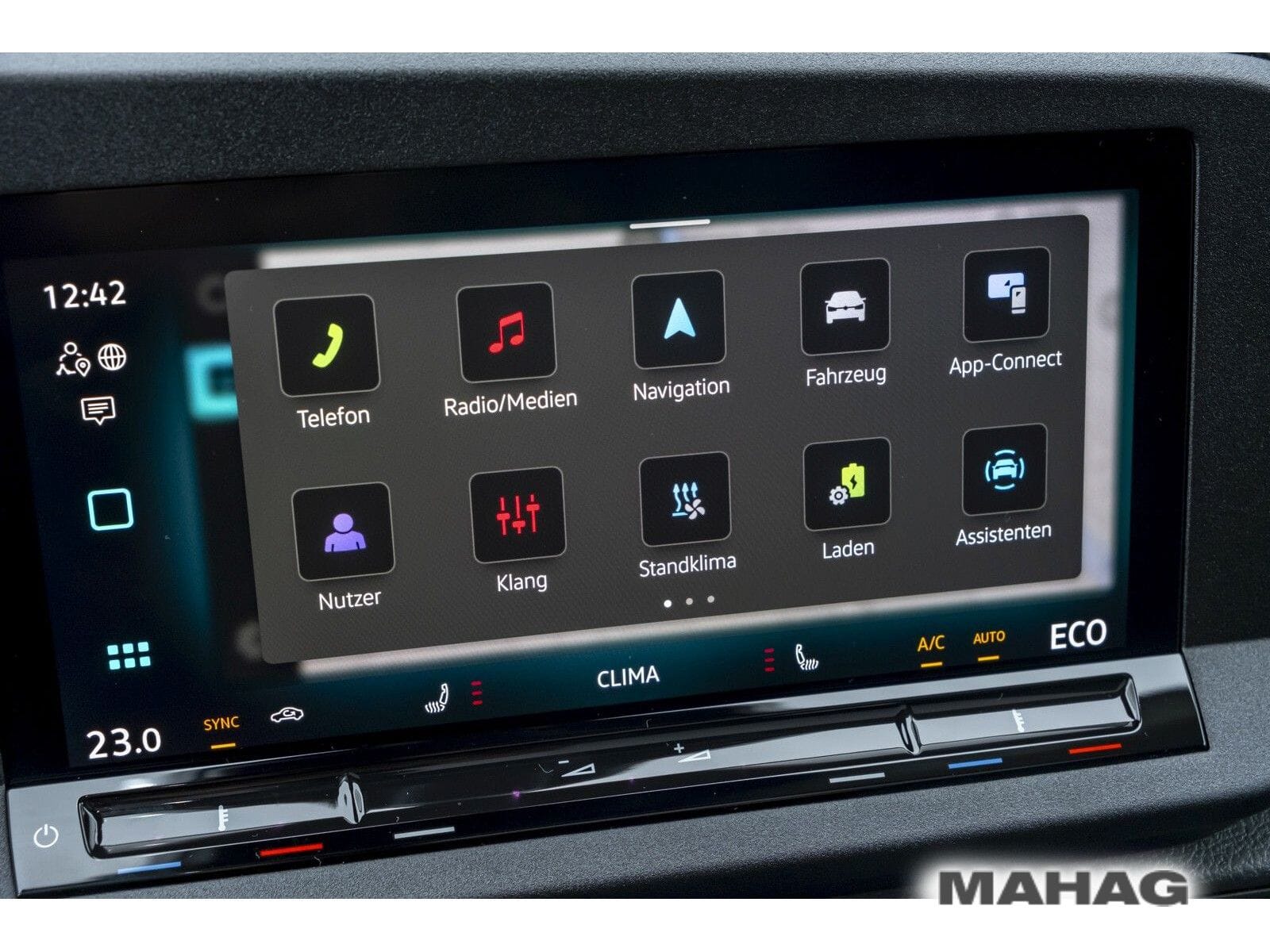 Fahrzeugabbildung Volkswagen Caddy Life e-Hybrid