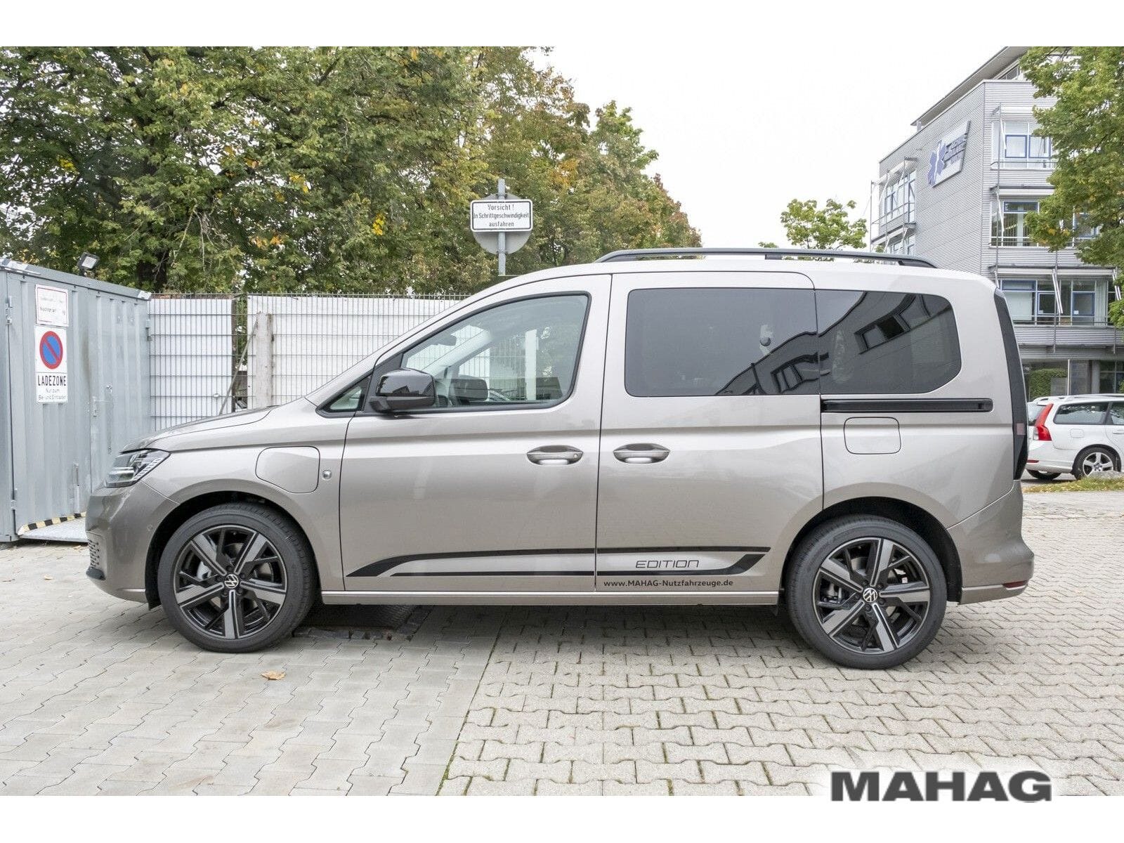 Fahrzeugabbildung Volkswagen Caddy Life e-Hybrid