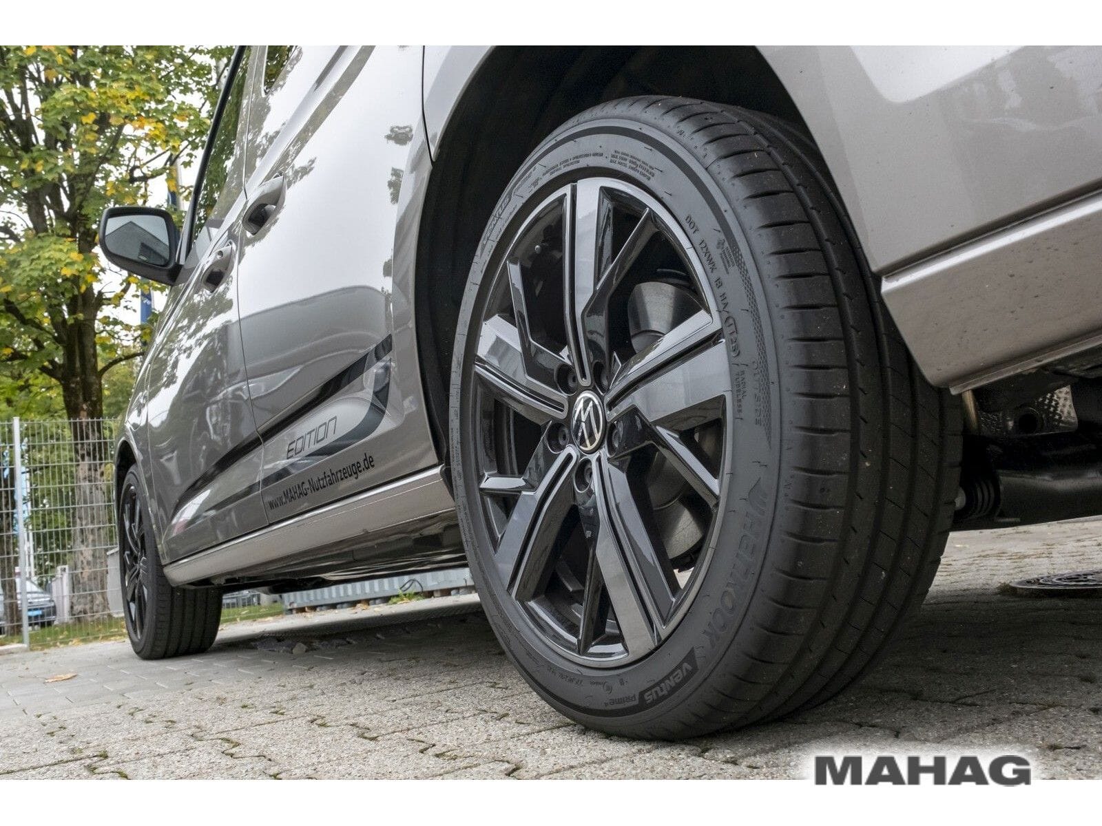 Fahrzeugabbildung Volkswagen Caddy Life e-Hybrid