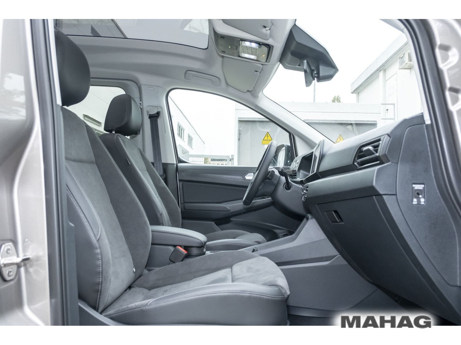 Fahrzeugabbildung Volkswagen Caddy Life e-Hybrid