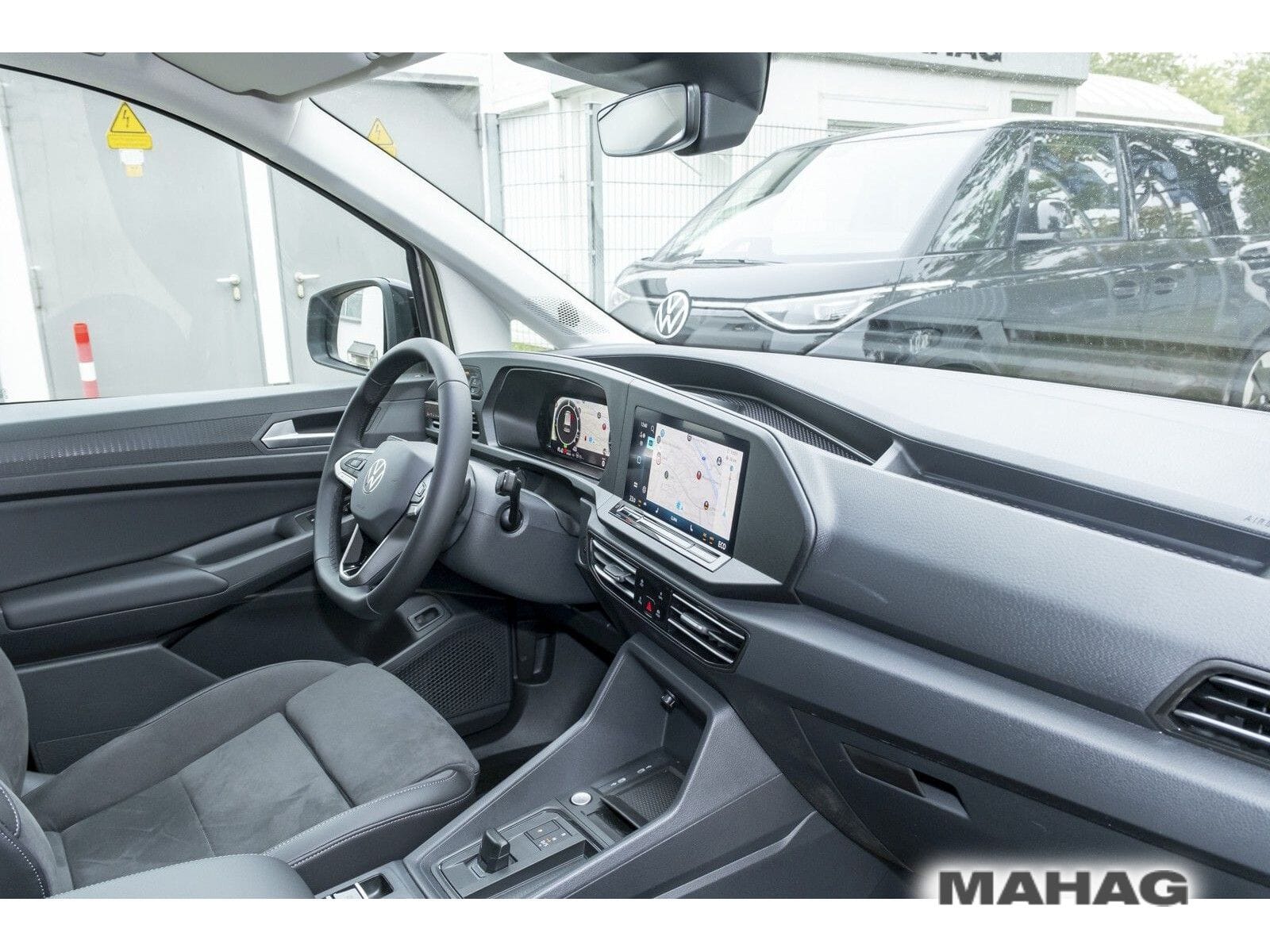 Fahrzeugabbildung Volkswagen Caddy Life e-Hybrid