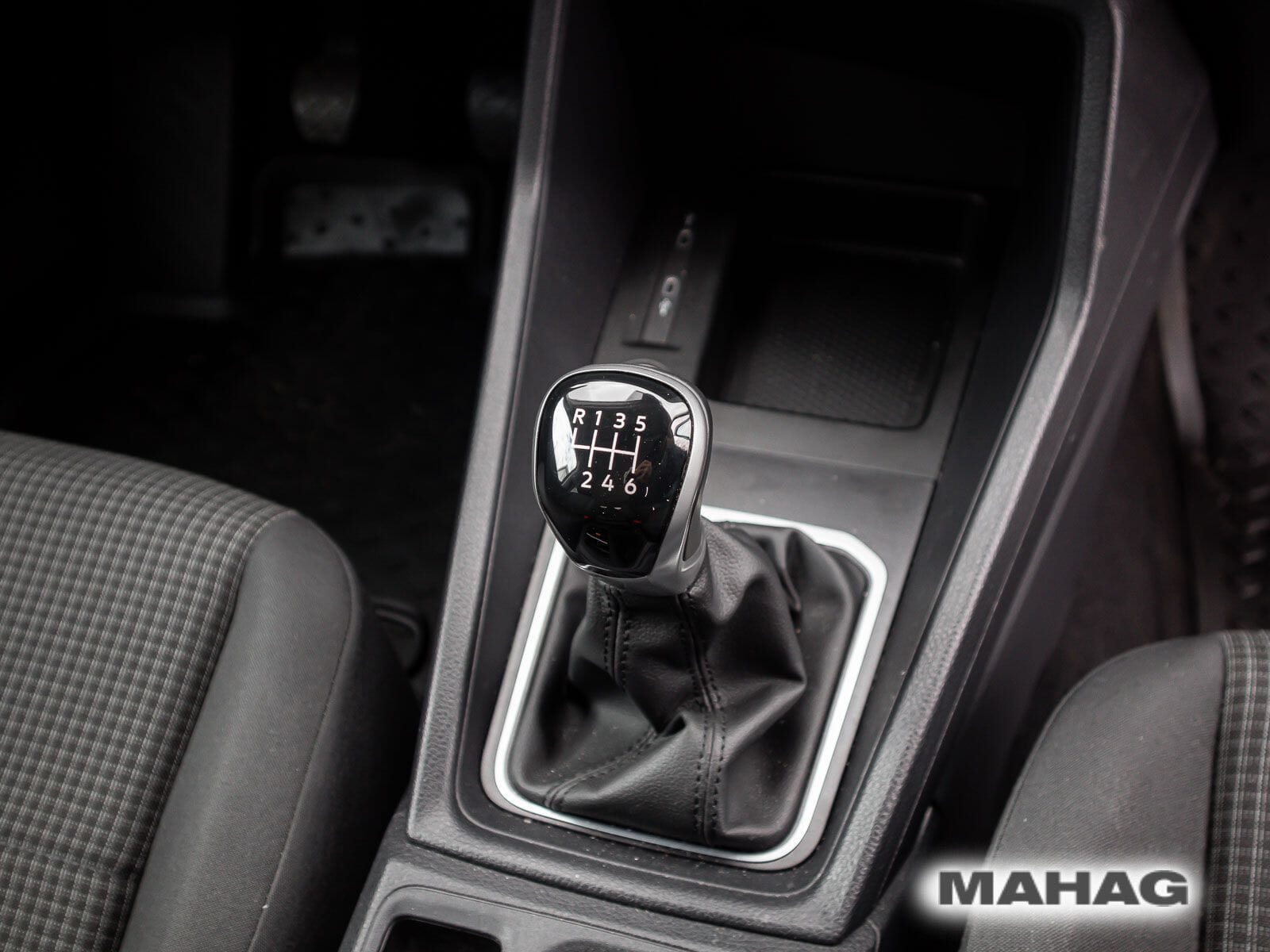 Fahrzeugabbildung Volkswagen Caddy 5-Sitzer 2,0l TDI 75kW 6-Gang-Schaltgetr.