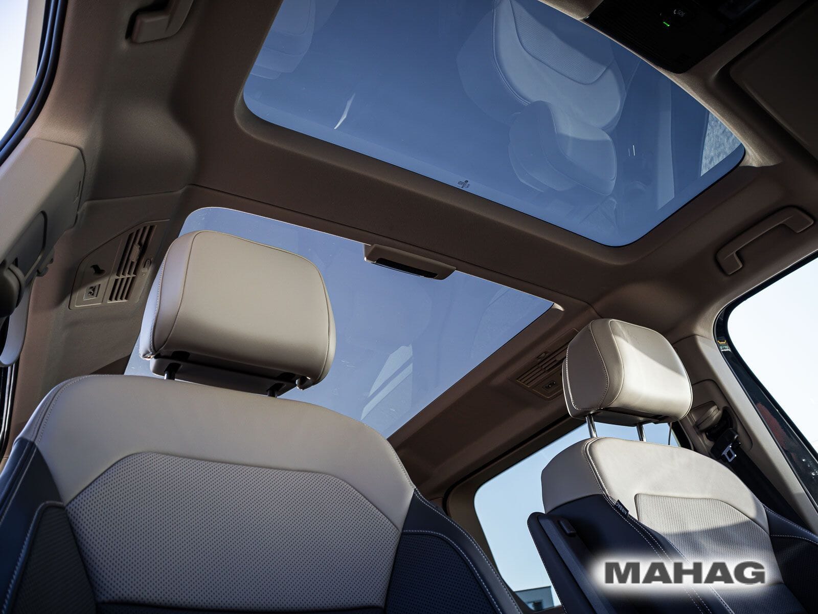 Fahrzeugabbildung Volkswagen Multivan Style 1,5 l 130 kW eHybrid OPF 4MOTION