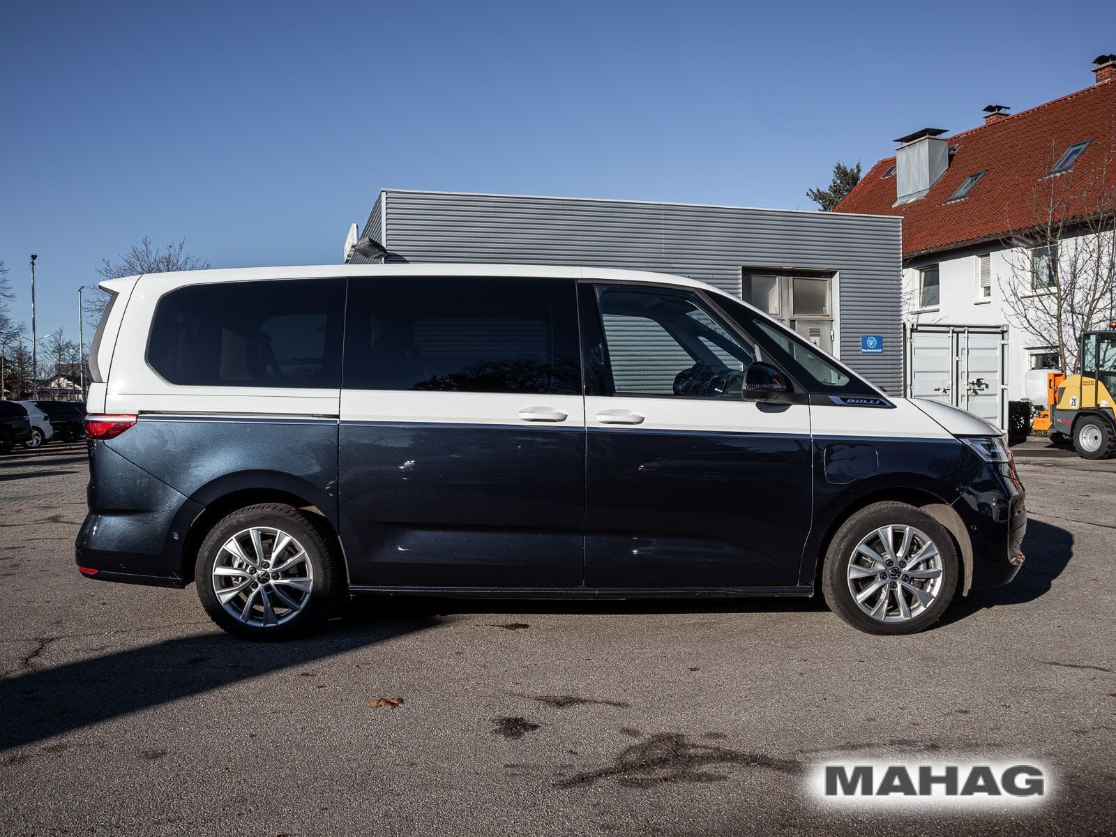 Fahrzeugabbildung Volkswagen Multivan Style 1,5 l 130 kW eHybrid OPF 4MOTION