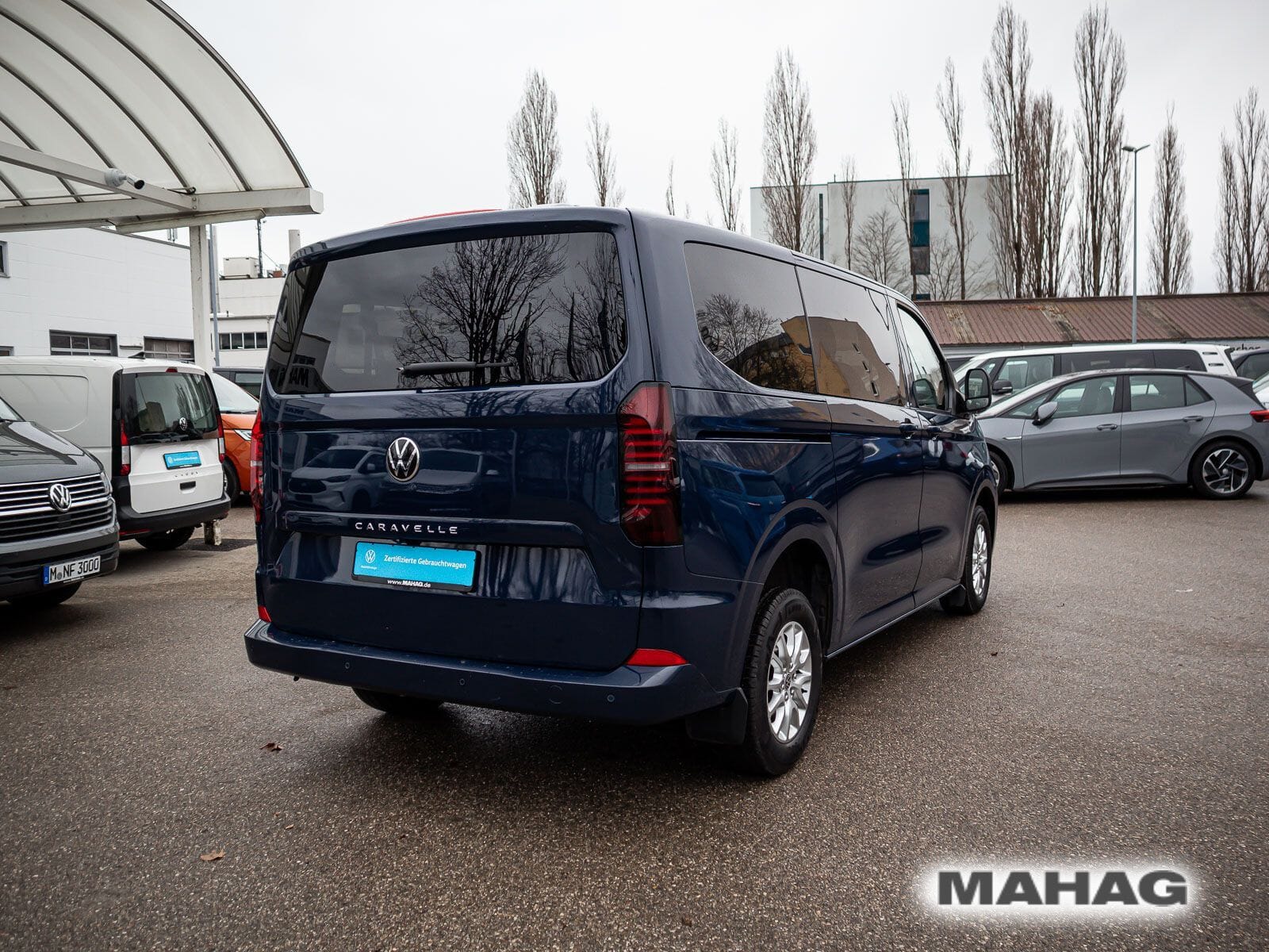 Fahrzeugabbildung Volkswagen Caravelle Life 2,0 l 110 kW TDI 8-Gang A