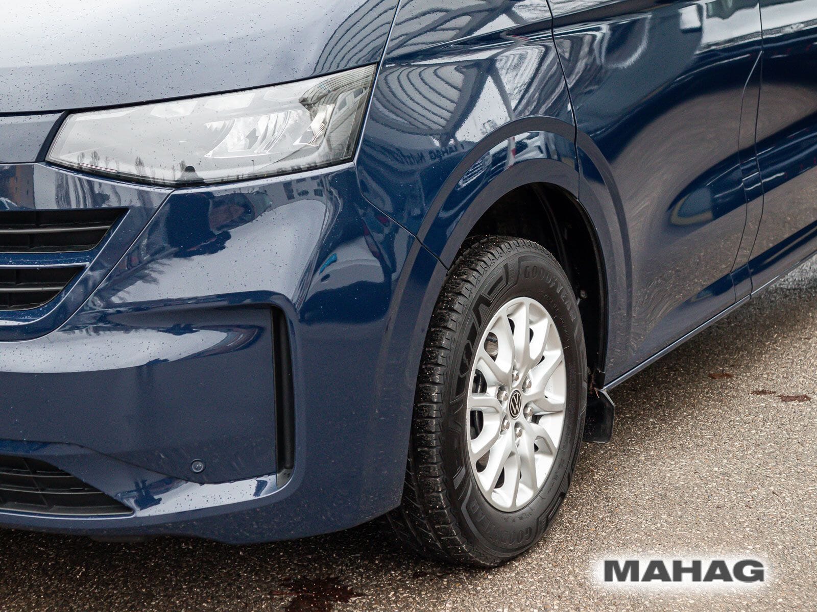 Fahrzeugabbildung Volkswagen Caravelle Life 2,0 l 110 kW TDI 8-Gang A