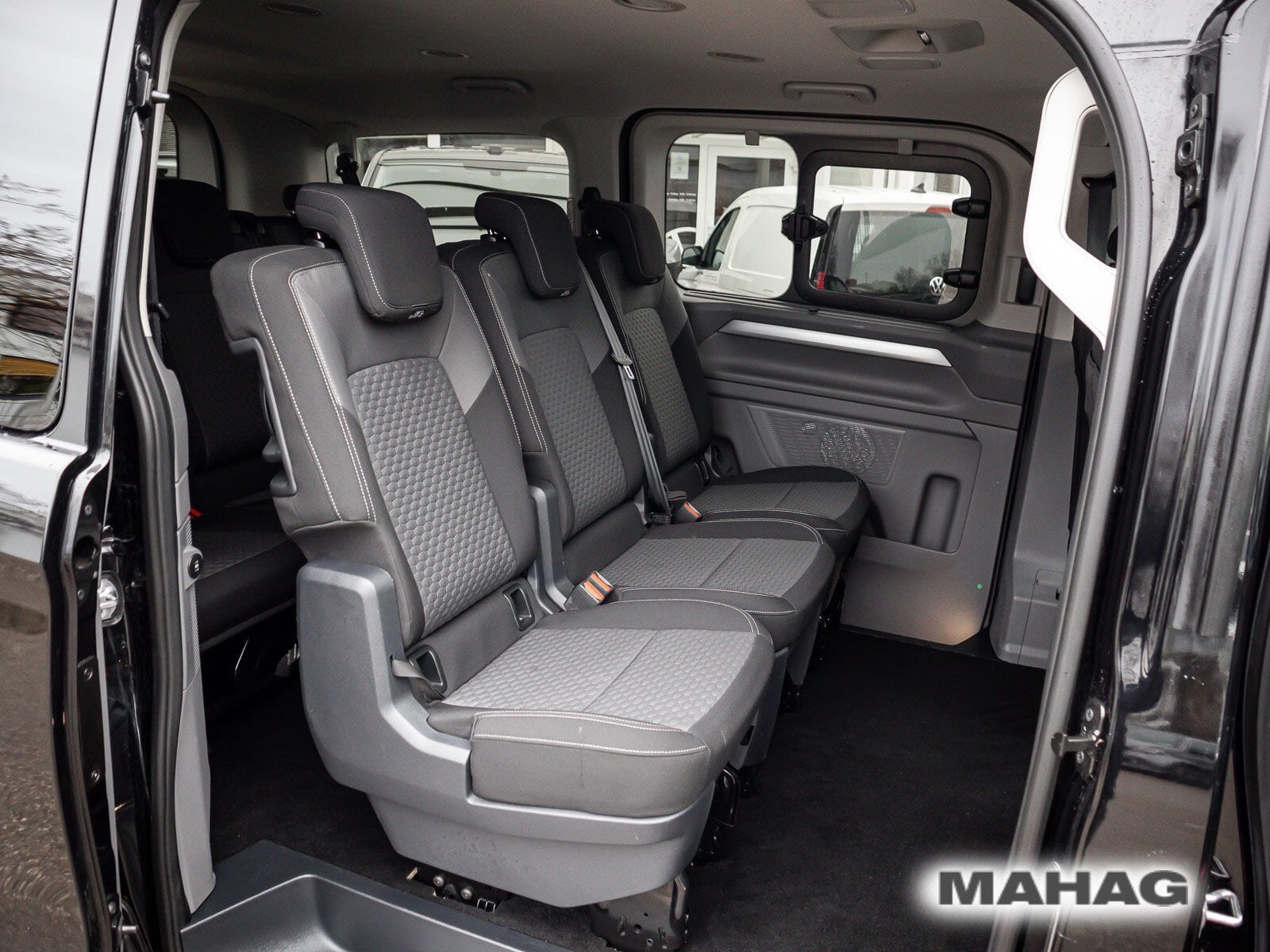 Fahrzeugabbildung Volkswagen Caravelle Style