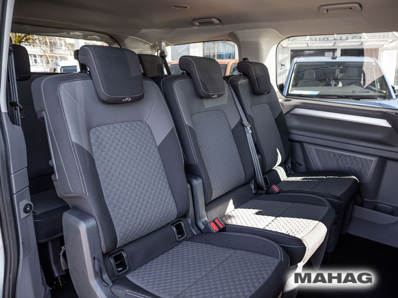 Fahrzeugabbildung Volkswagen Caravelle Life KR