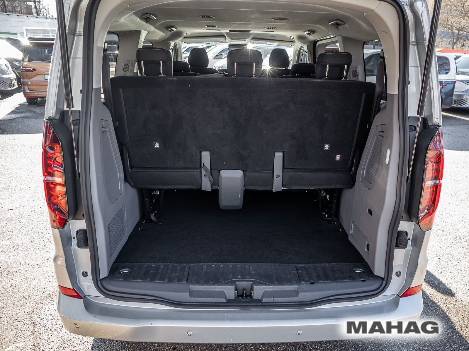 Fahrzeugabbildung Volkswagen Caravelle Life KR