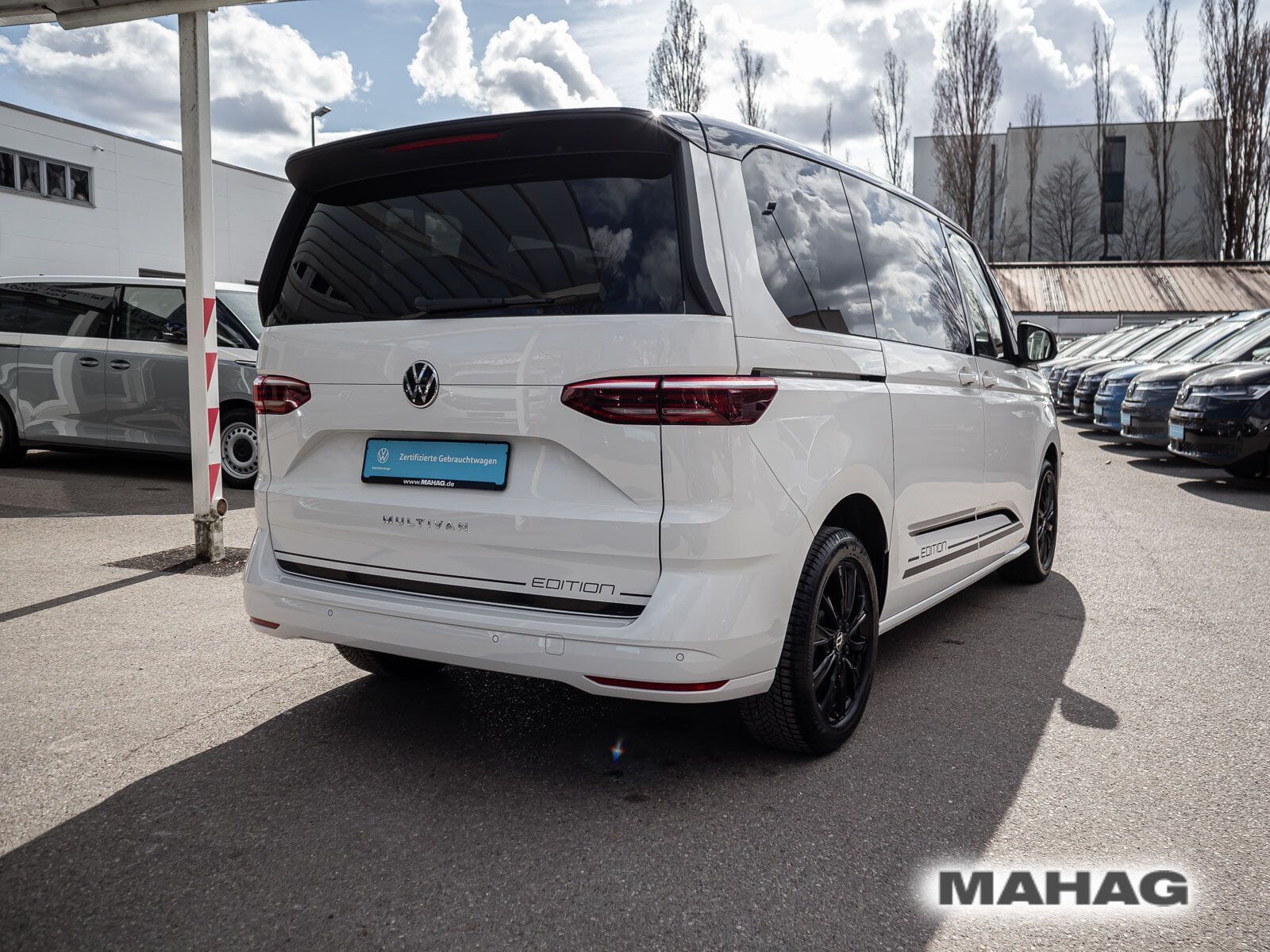 Fahrzeugabbildung Volkswagen Multivan Life