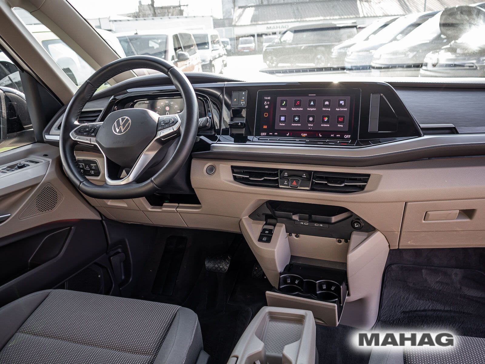 Fahrzeugabbildung Volkswagen Multivan Langversion Life