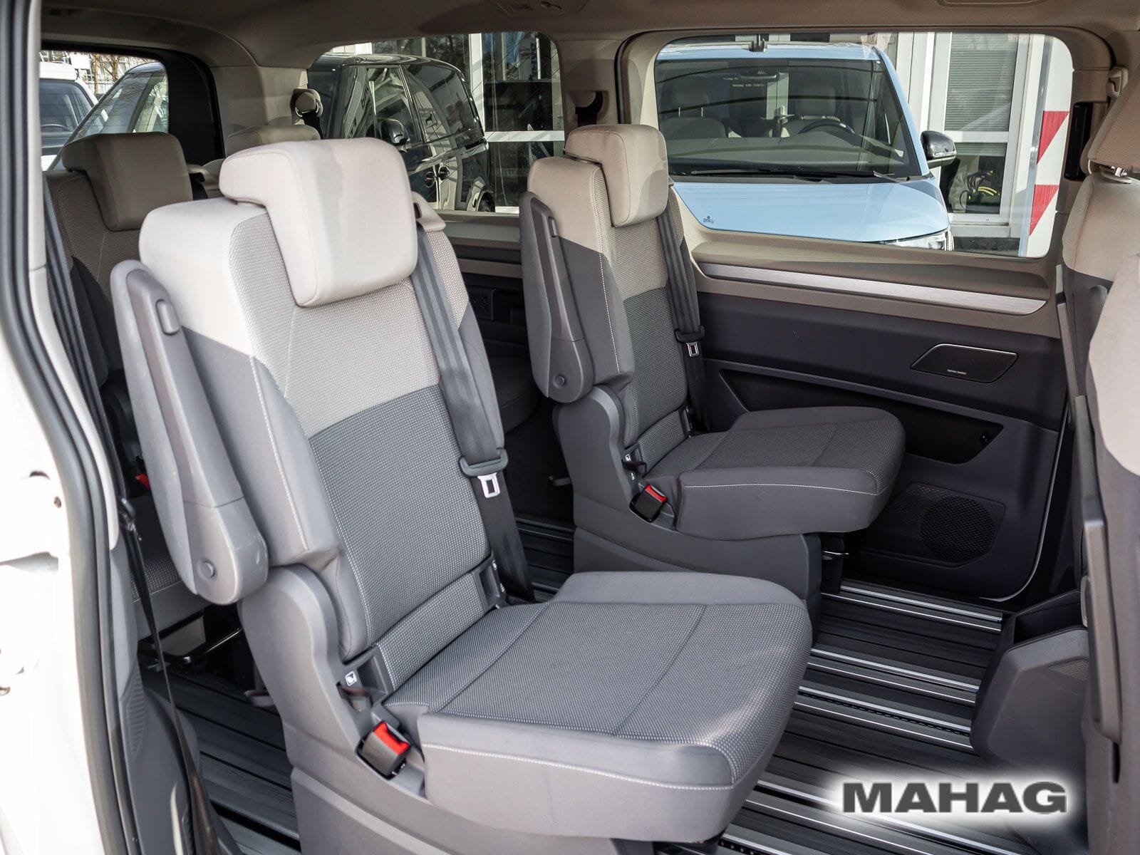 Fahrzeugabbildung Volkswagen Multivan Langversion Life