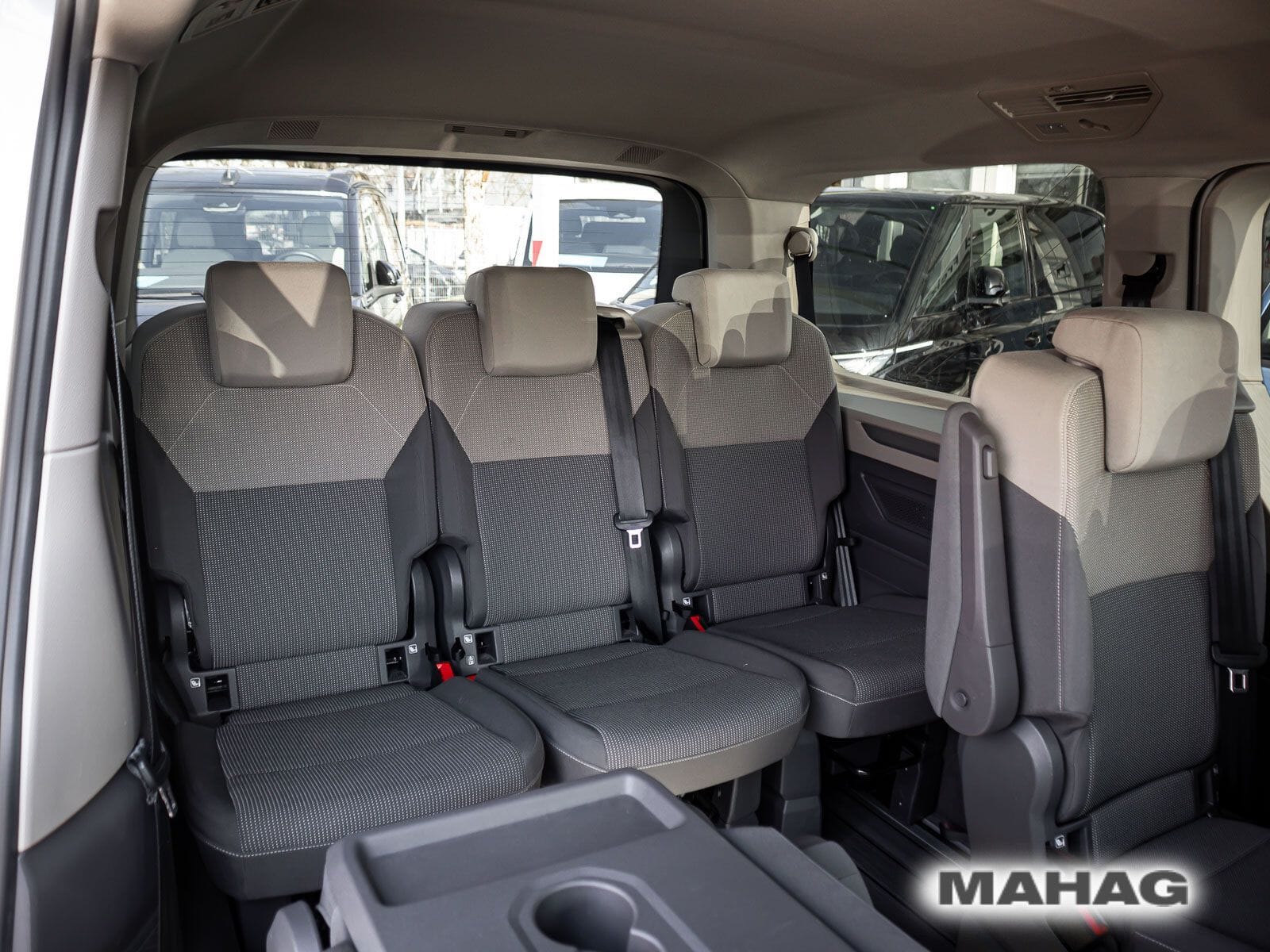 Fahrzeugabbildung Volkswagen Multivan Langversion Life