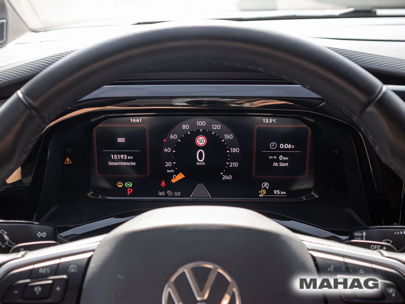 Fahrzeugabbildung Volkswagen Multivan Langversion Life
