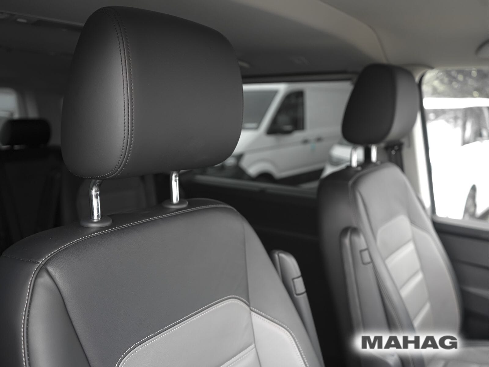 Fahrzeugabbildung Volkswagen T6.1 Multivan Comfortline 2,0 l 150 kW TDI SCR B