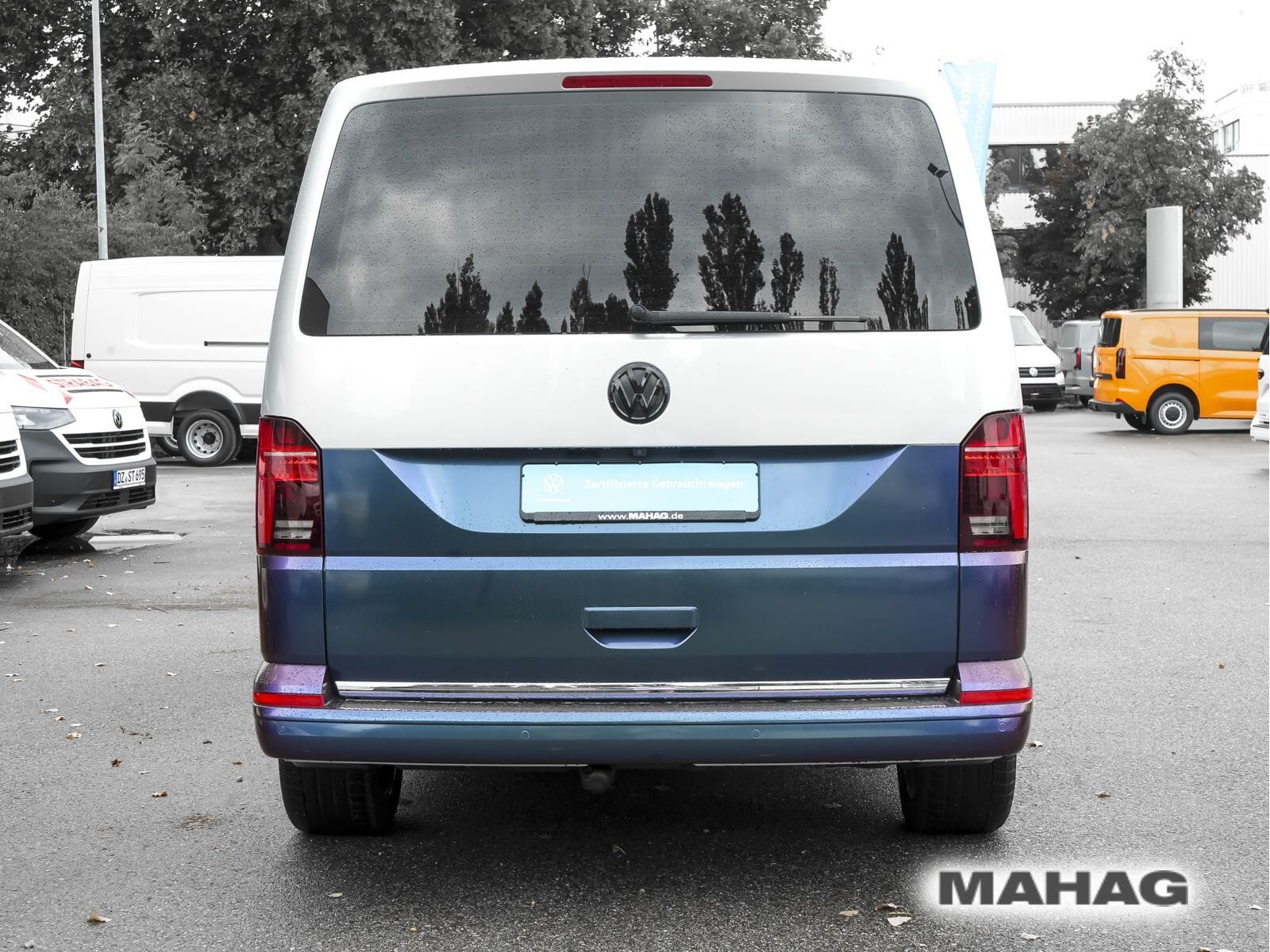 Fahrzeugabbildung Volkswagen T6.1 Multivan Comfortline 2,0 l 150 kW TDI SCR B