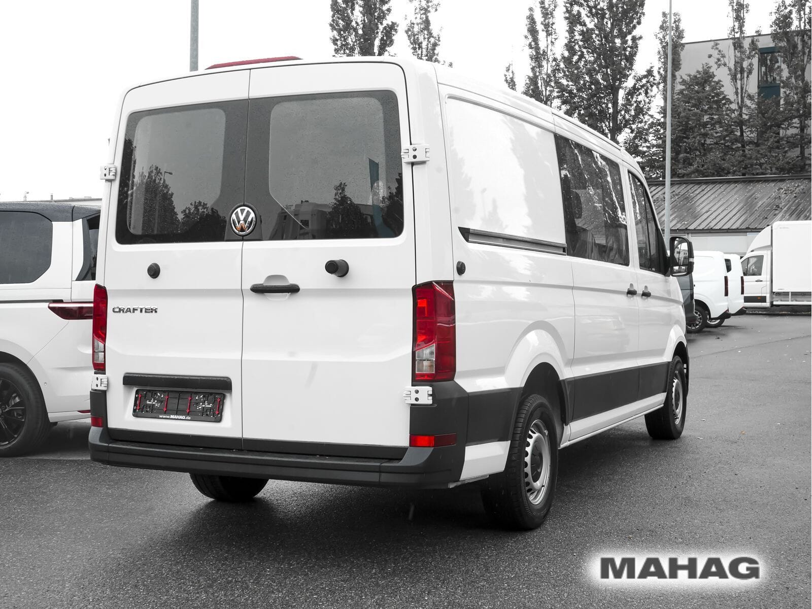 Fahrzeugabbildung Volkswagen Crafter 35 Kasten 2,0 l 103 kW Frontantrieb 6-Ga