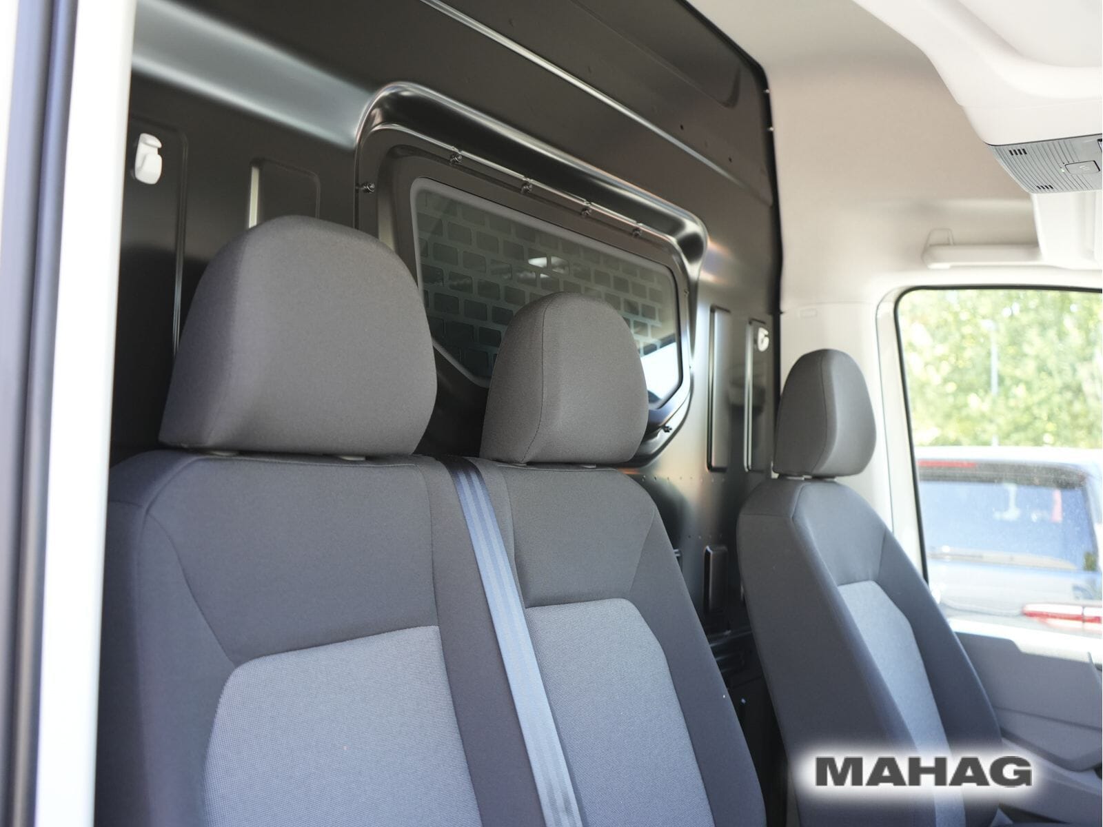 Fahrzeugabbildung Volkswagen Crafter Kasten langer Radstand