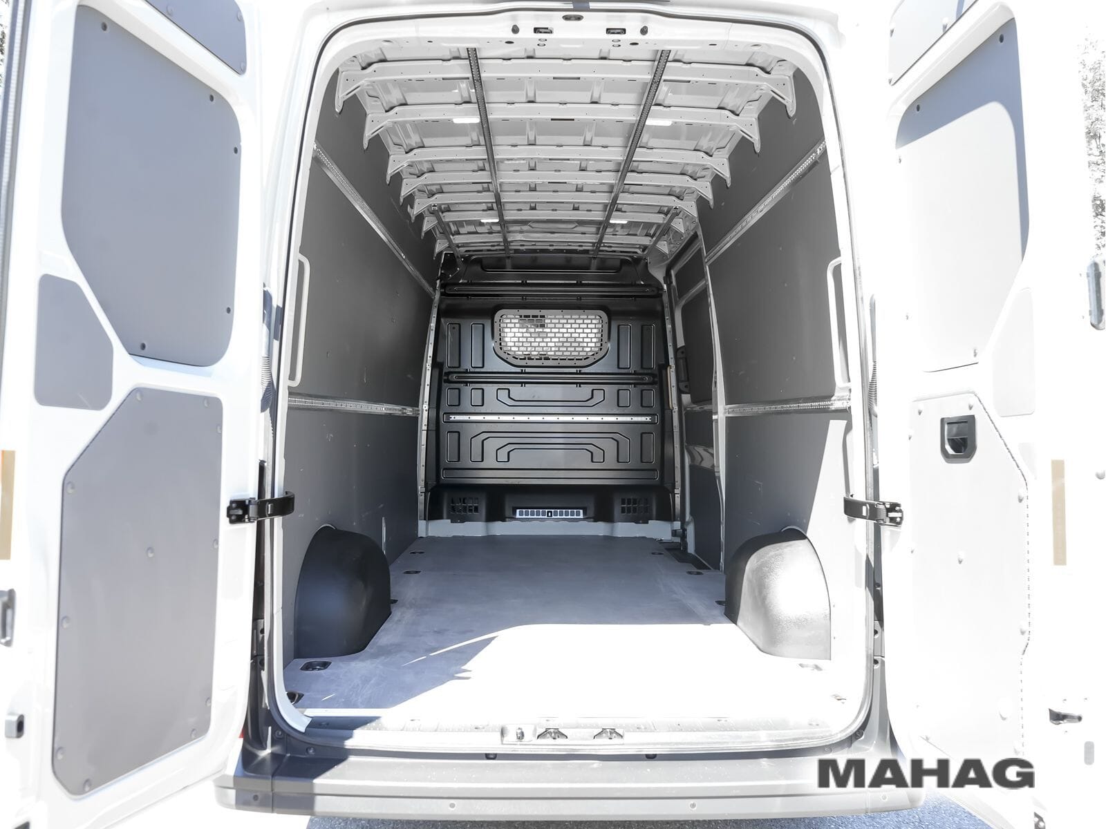 Fahrzeugabbildung Volkswagen Crafter Kasten langer Radstand