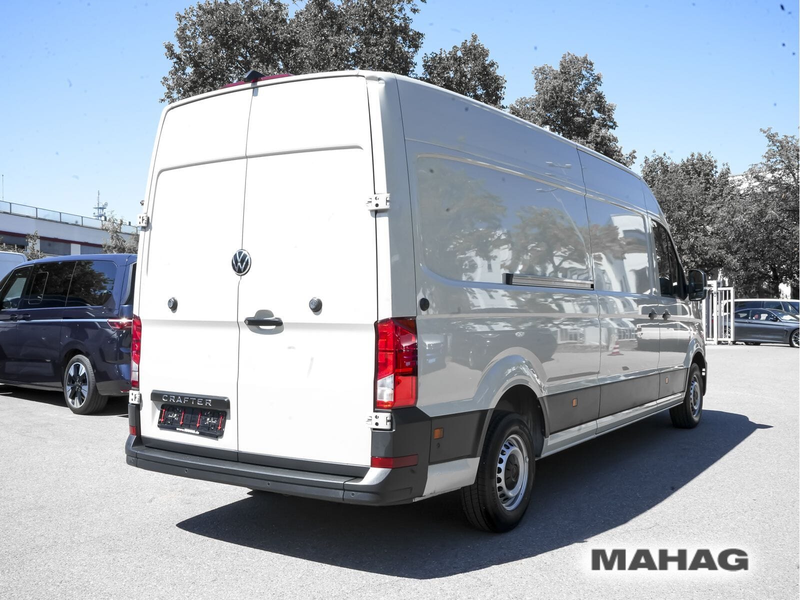 Fahrzeugabbildung Volkswagen Crafter Kasten langer Radstand