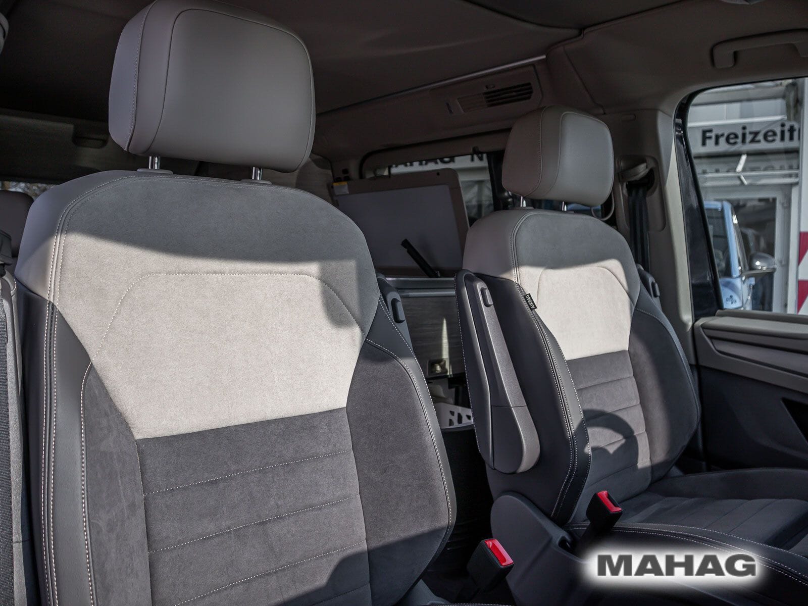 Fahrzeugabbildung Volkswagen T7 California Ocean 4motion